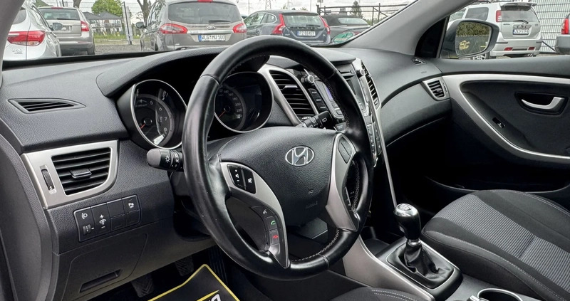 Hyundai I30 cena 34900 przebieg: 149000, rok produkcji 2014 z Praszka małe 742